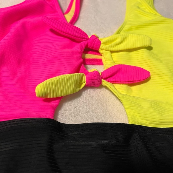 Colorful One Piece Swim NWT - Picture 2 of 2